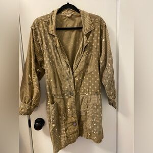 Magnolia Pearl TOP 2529-EMBGL-OS
Patchwork Polka Dot Shirt